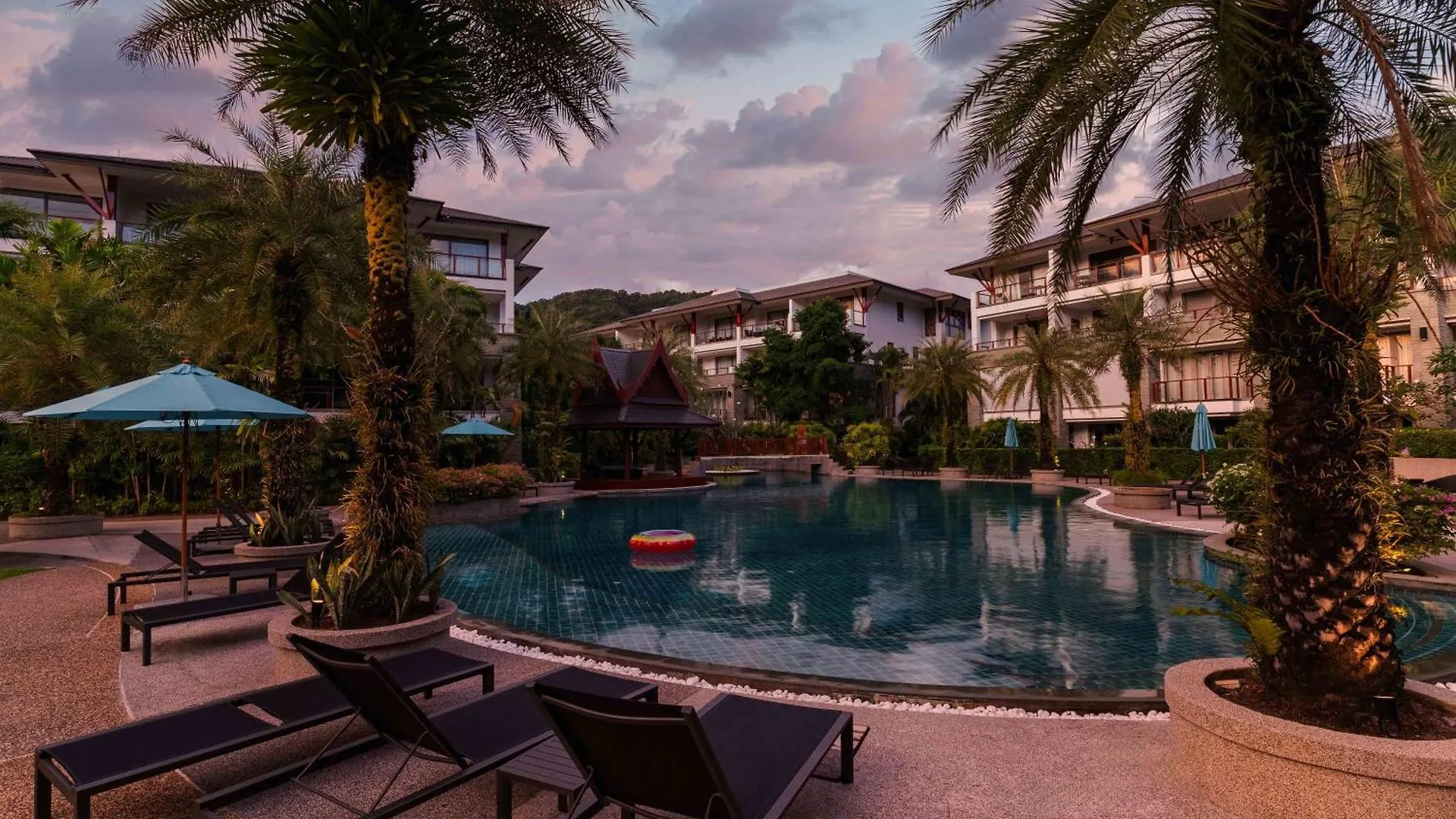 Beachfront Luxury 2 Bdr Apartment By Indreams, Naithon Beach  Nai Thon Beach